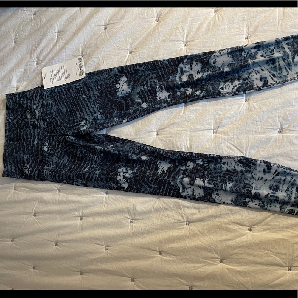 Lululemon Align pants 28
